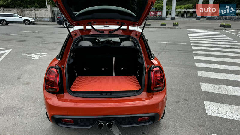 Хэтчбек MINI Cooper 2018 в Виннице