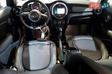 Хэтчбек MINI Cooper 2019 в 