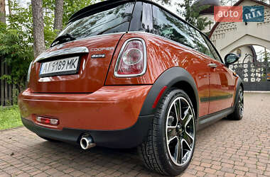 Хэтчбек MINI Cooper 2011 в 