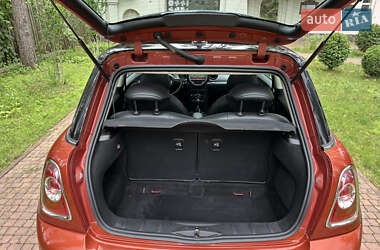 Хэтчбек MINI Cooper 2011 в 