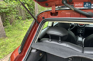Хэтчбек MINI Cooper 2011 в 