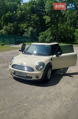 Хэтчбек MINI Cooper 2007 в Буче
