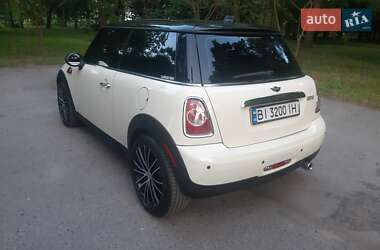 Хэтчбек MINI Cooper 2013 в 