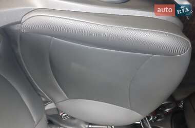 Хэтчбек MINI Cooper 2013 в 