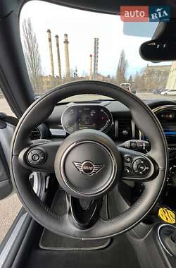 Хэтчбек MINI Cooper 2019 в 