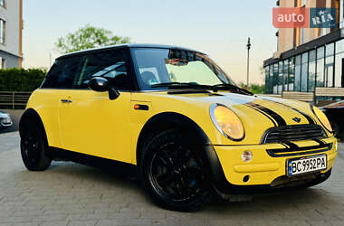 Хэтчбек MINI Cooper 2003 в 