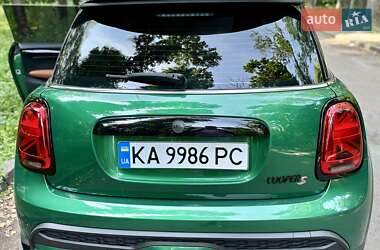 Хетчбек MINI Cooper 2022 в 
