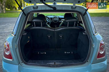 Хэтчбек MINI Cooper 2013 в 