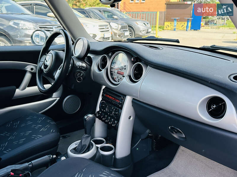 Хэтчбек MINI Cooper 2004 в Харькове