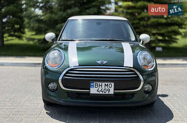 Хэтчбек MINI Cooper 2015 в 