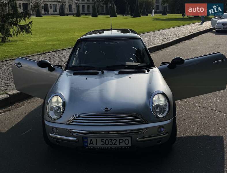 Хэтчбек MINI Cooper 2004 в Киеве фото 4 Хэтчбек MINI Cooper 2004 в Киеве