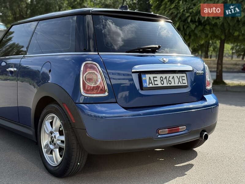 Хэтчбек MINI Cooper 2012 в Днепре