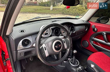 Хетчбек MINI Cooper 2003 в 