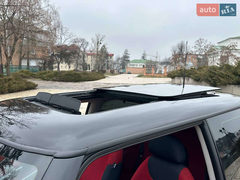 Хэтчбек MINI Cooper 2003 в Белой Церкви