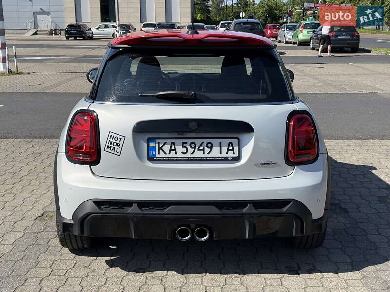Хэтчбек MINI Cooper 2021 в Киеве