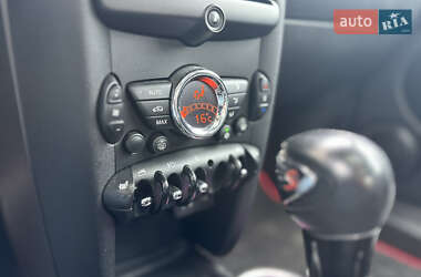 Хэтчбек MINI Cooper 2011 в 