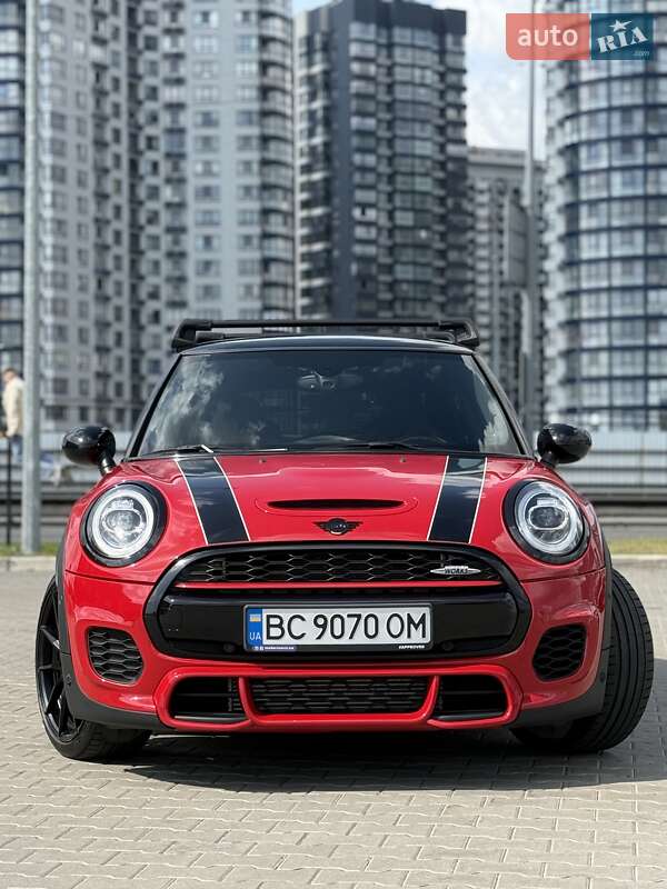Хетчбек MINI Cooper 2019 в 