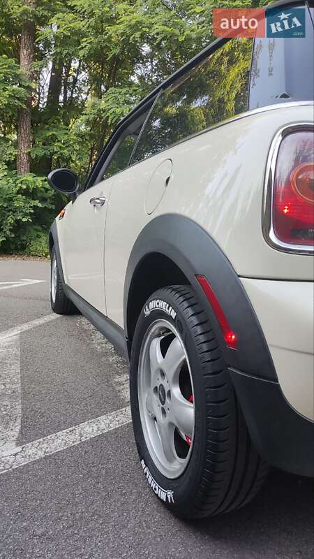 Хэтчбек MINI Cooper 2010 в Киеве