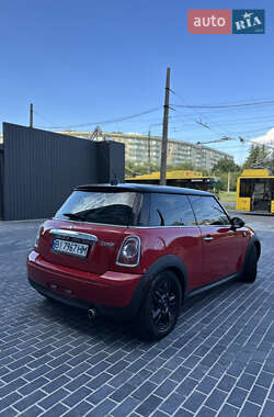 Хэтчбек MINI Cooper 2013 в 