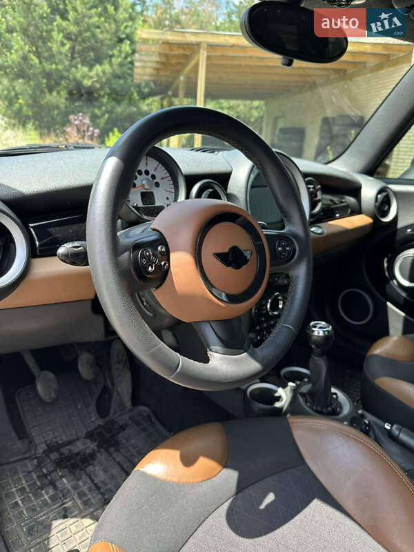 Хэтчбек MINI Cooper 2011 в Днепре
