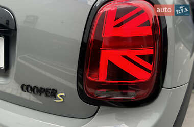 Хэтчбек MINI Cooper 2021 в 
