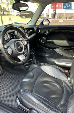 Хэтчбек MINI Cooper 2007 в 