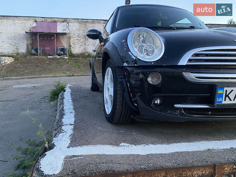 Хетчбек MINI Cooper 2005 в Києві