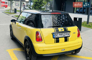 Хэтчбек MINI Cooper 2003 в 