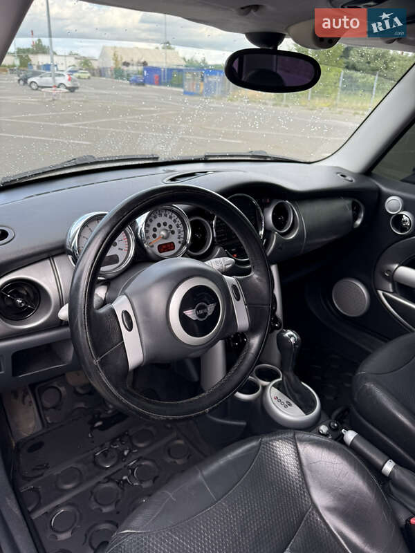 Хэтчбек MINI Cooper 2003 в Киеве