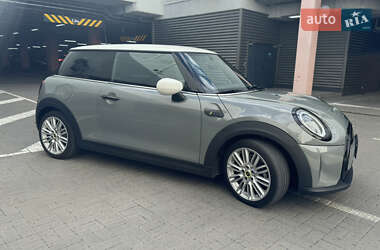 Хэтчбек MINI Cooper 2021 в 