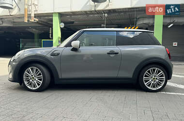 Хэтчбек MINI Cooper 2021 в 
