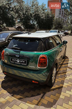 Хэтчбек MINI Cooper 2022 в 