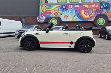 Хэтчбек MINI Cooper 2010 в 