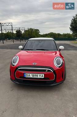Хэтчбек MINI Cooper 2022 в 