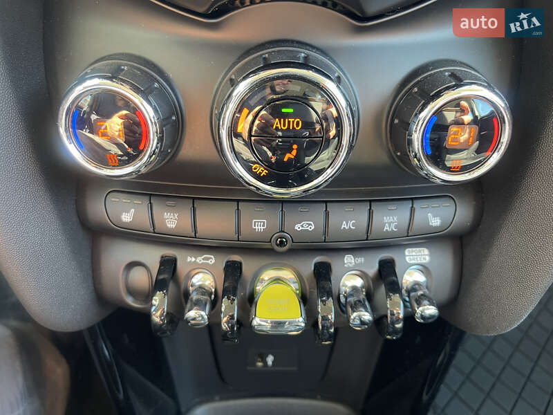 Хетчбек MINI Cooper 2020 в Києві