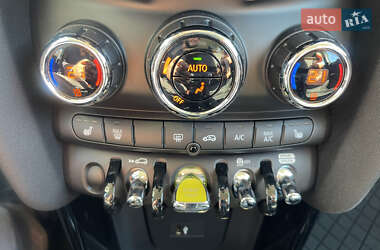 Хэтчбек MINI Cooper 2020 в 