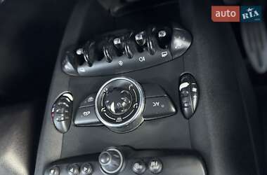 Хэтчбек MINI Cooper 2013 в 