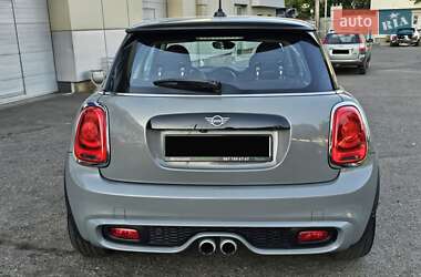 Хэтчбек MINI Cooper 2018 в 