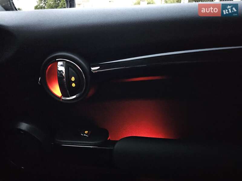 Хэтчбек MINI Cooper 2018 в Одессе фото 37 Хэтчбек MINI Cooper 2018 в Одессе