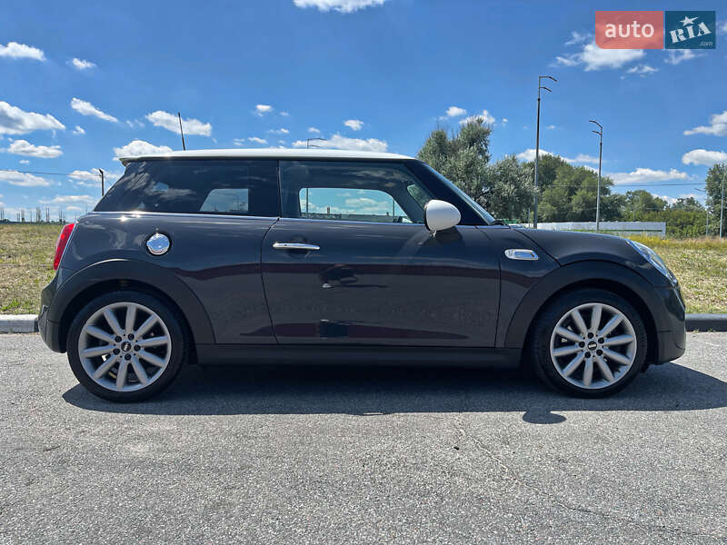 Хэтчбек MINI Cooper 2014 в Киеве