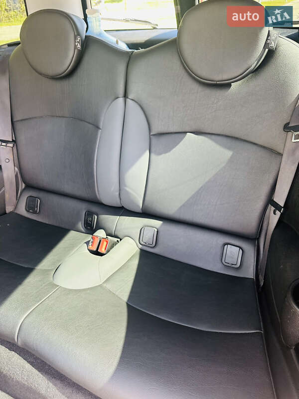 Хэтчбек MINI Cooper 2010 в Киеве