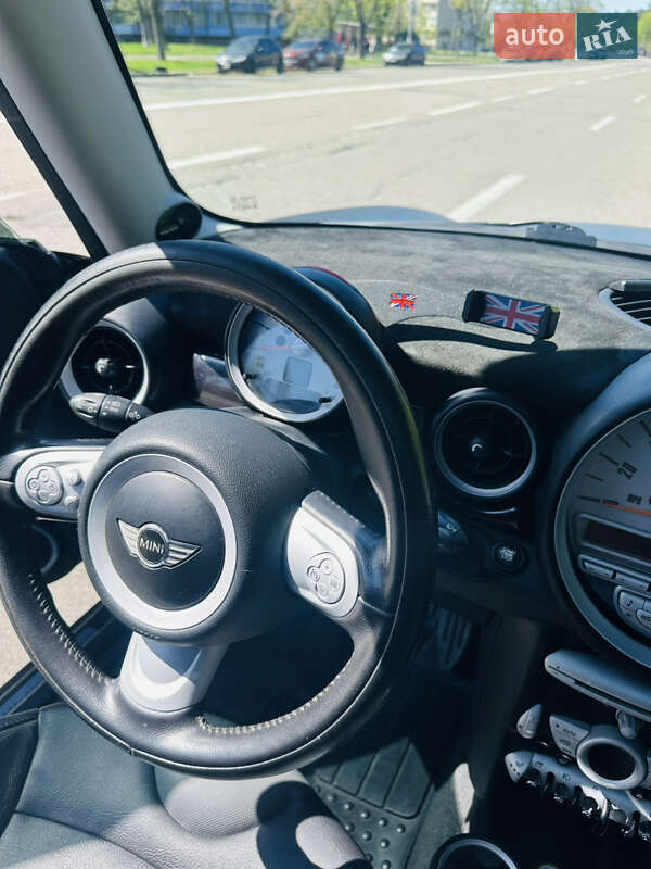 Хэтчбек MINI Cooper 2010 в Киеве