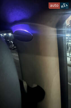 Хетчбек MINI Cooper 2010 в 