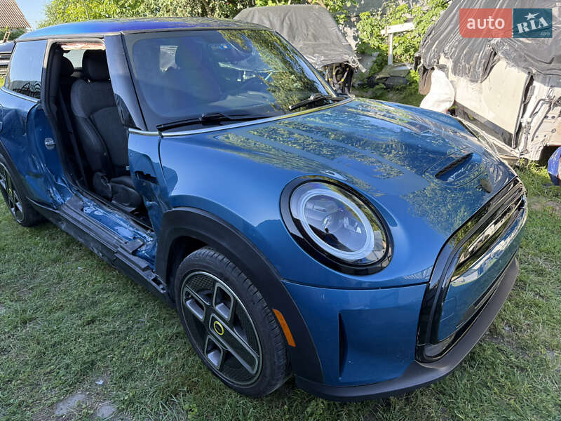 Хэтчбек MINI Cooper 2021 в Луцке
