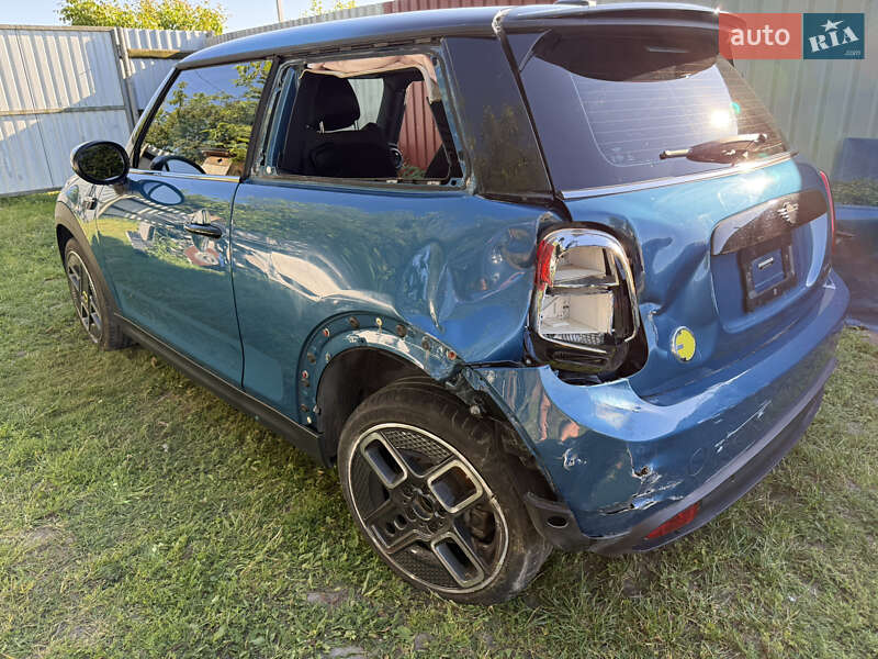 Хэтчбек MINI Cooper 2021 в Луцке