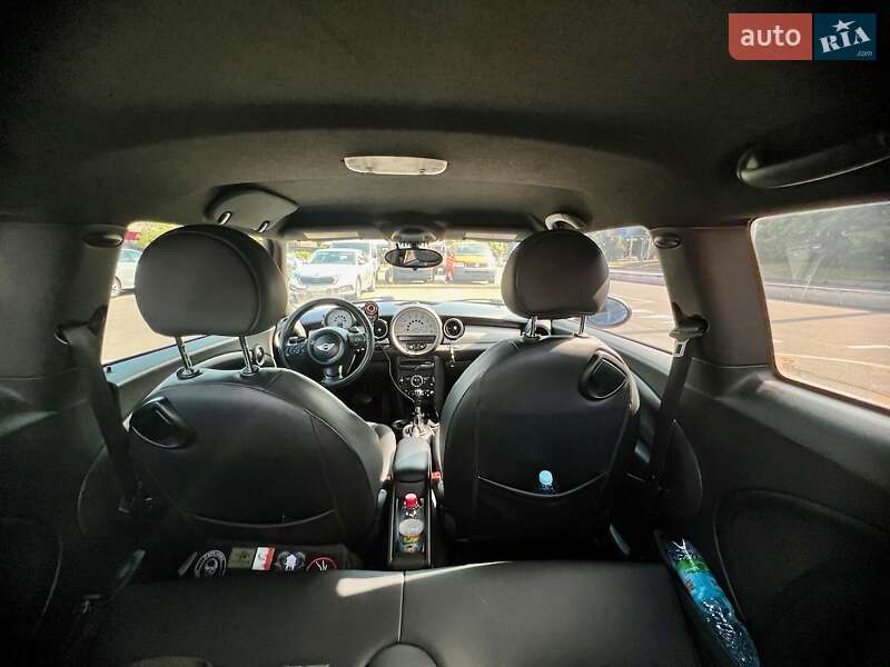 Хэтчбек MINI Cooper 2012 в Киеве