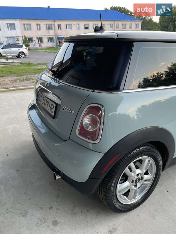 Хетчбек MINI Cooper 2013 в Пирятині