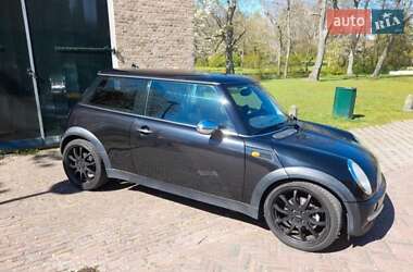 Хетчбек MINI Cooper 2004 в Рівному фото Хетчбек MINI Cooper 2004 в Рівному