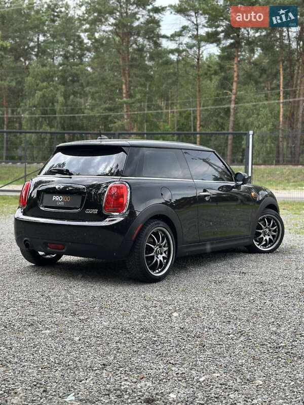 Хетчбек MINI Cooper 2016 в Гостомелі