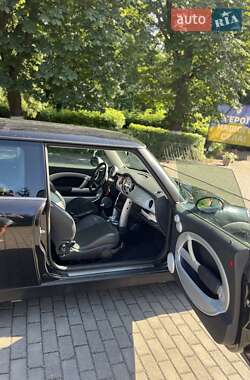 Хетчбек MINI Cooper 2002 в 